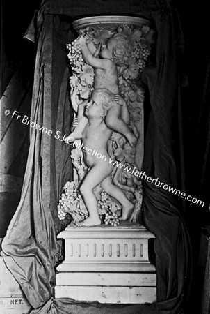 EMO COURT COLUMN DECORATED WITH PUTTI